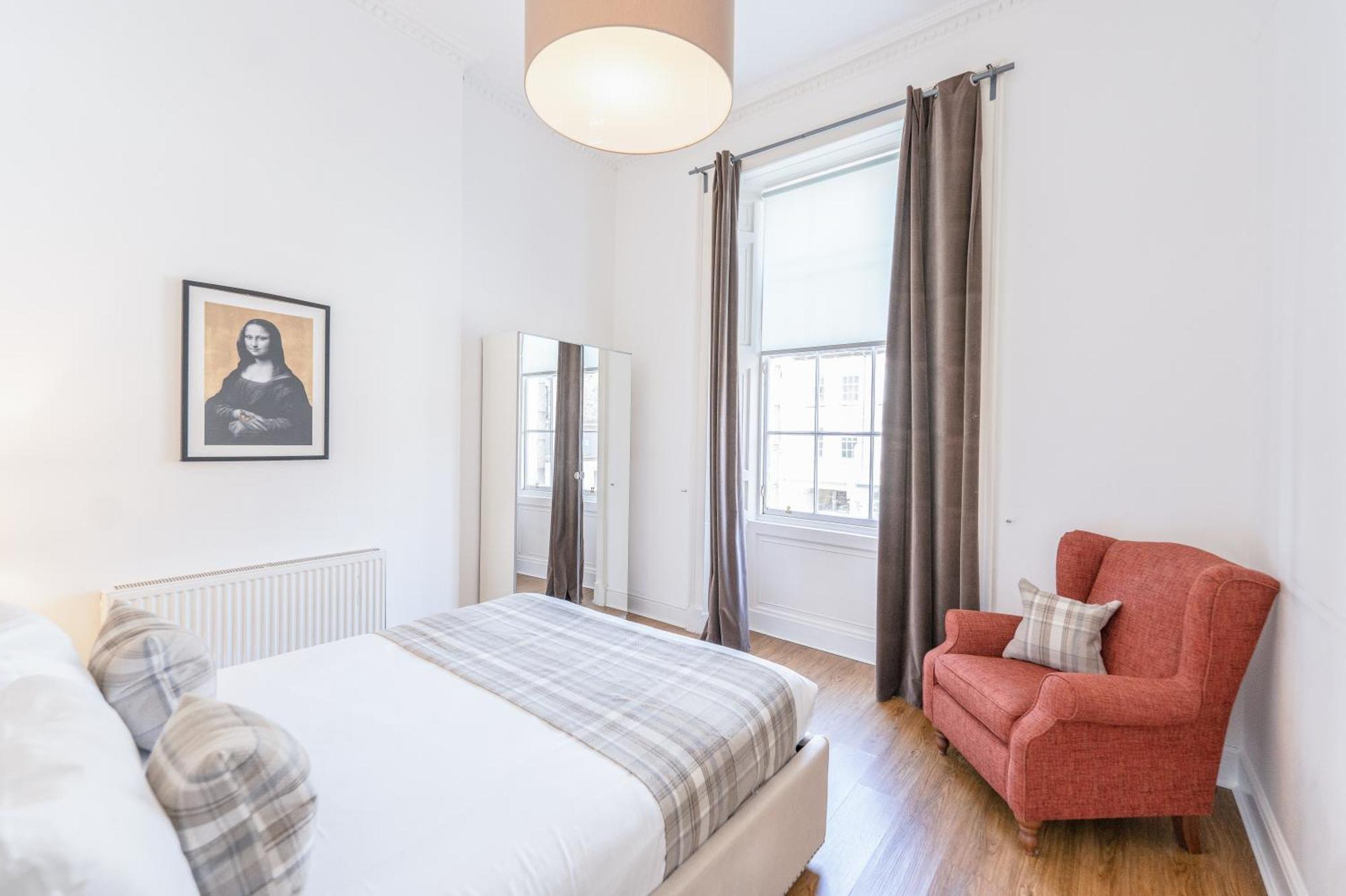 Edinburgh Castle Apartments — Bilder 2